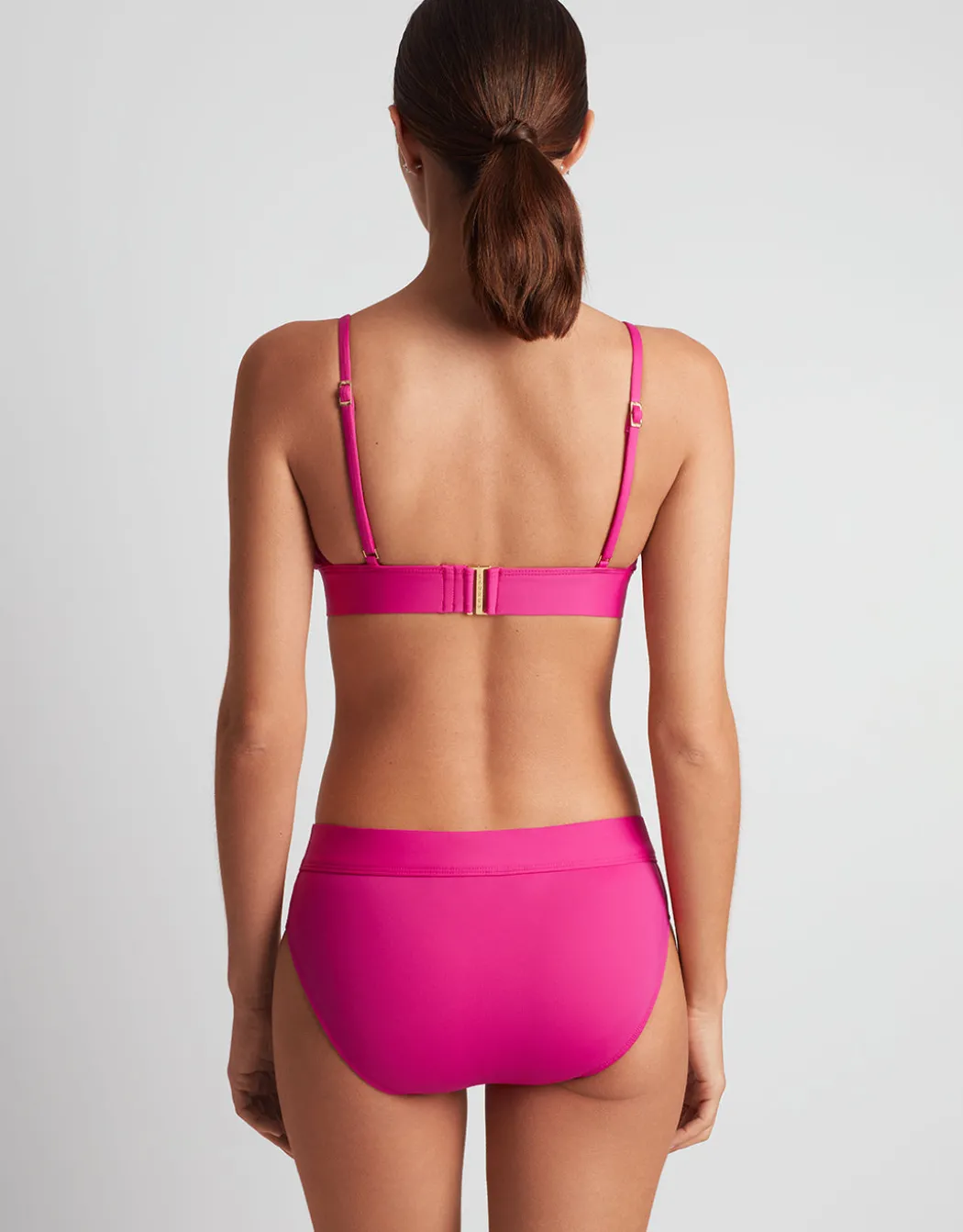 Beach Club Solids Triangle V Neck Bra Bikini Top - Freesia Pink