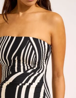 Coastline DD Bandeau Swimsuit - Black