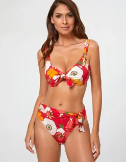 Lilia Underwire Bikini Top - Red