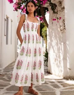 Martina Dress - Schiffly Folk Buta